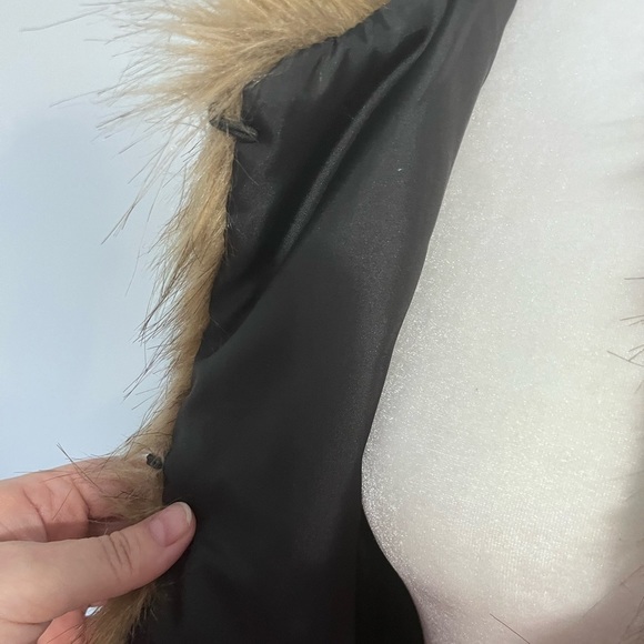 Faux Fur Boho Vest - Picture 4 of 4